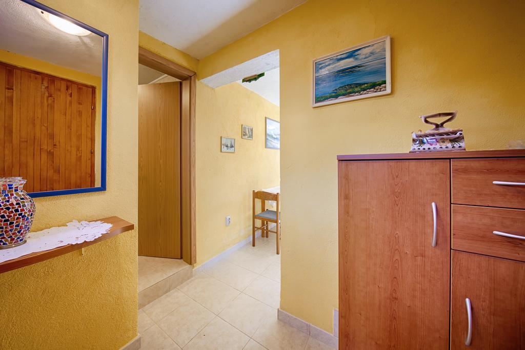 Apartments Pol Murvu Vis Exterior foto